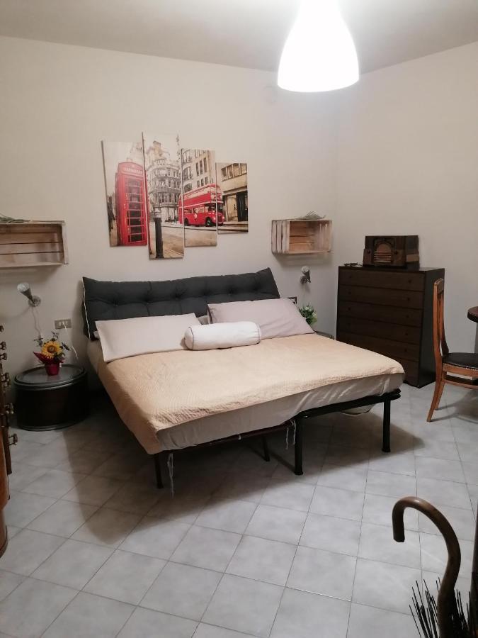 Вілла Casa Vacanze 'La Piazza' Zone Екстер'єр фото